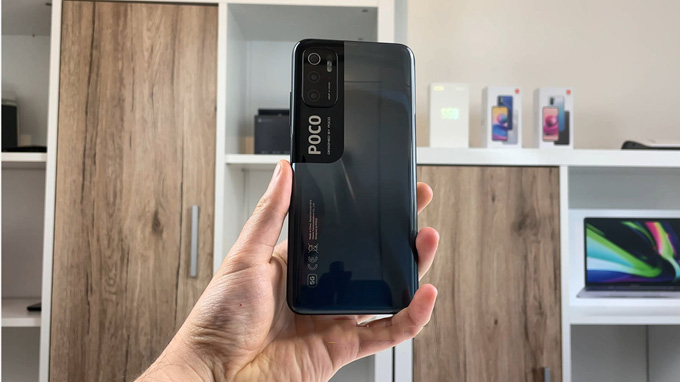 POCO M3 Pro 5G sử dụng viên pin 5000mAh