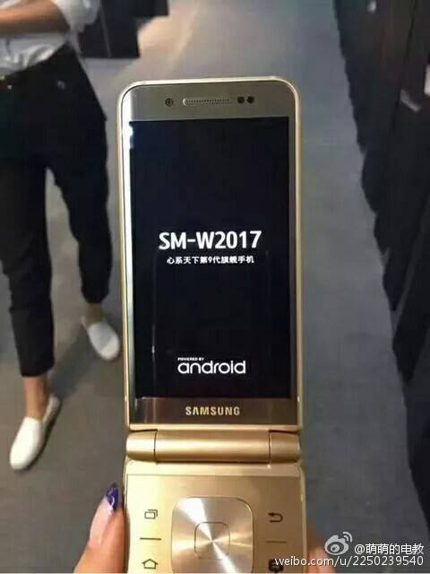 Samsung-SM-W2017-01