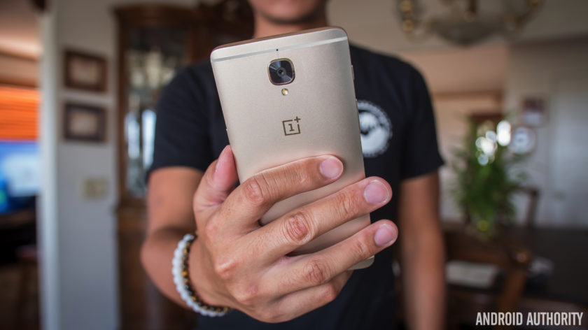 oneplus-3-gold-aa-17-of-22-AA-840x472