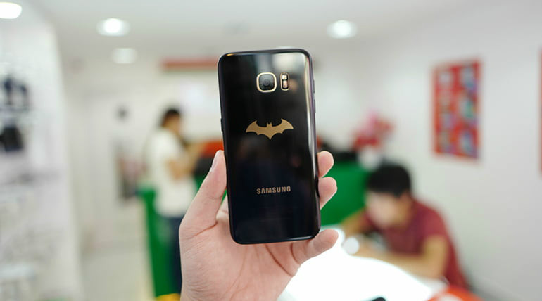 Galaxy S7 edge Batman giá 50 triệu đồng - VnExpress Số hóa