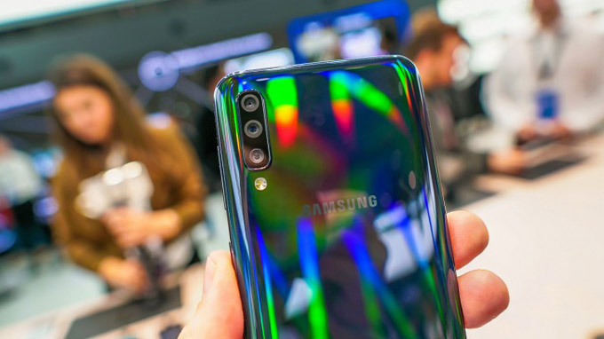 Cụm 3 camera trên Galaxy A50